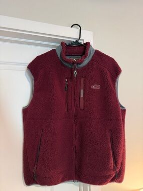 Drake maroon Sherpa Fleece Vest with Zip Pockets